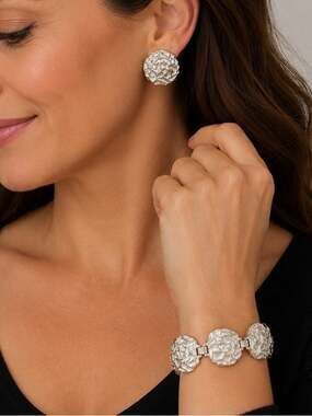 Vintage Sarah Coventry Silver Tone Textured Bracelet & Clip-On Earrings Set